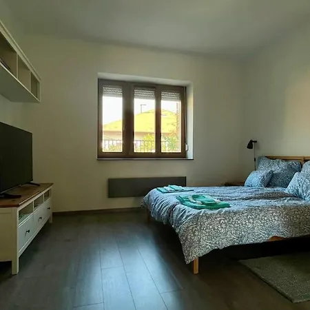 Kovacs - Apartment